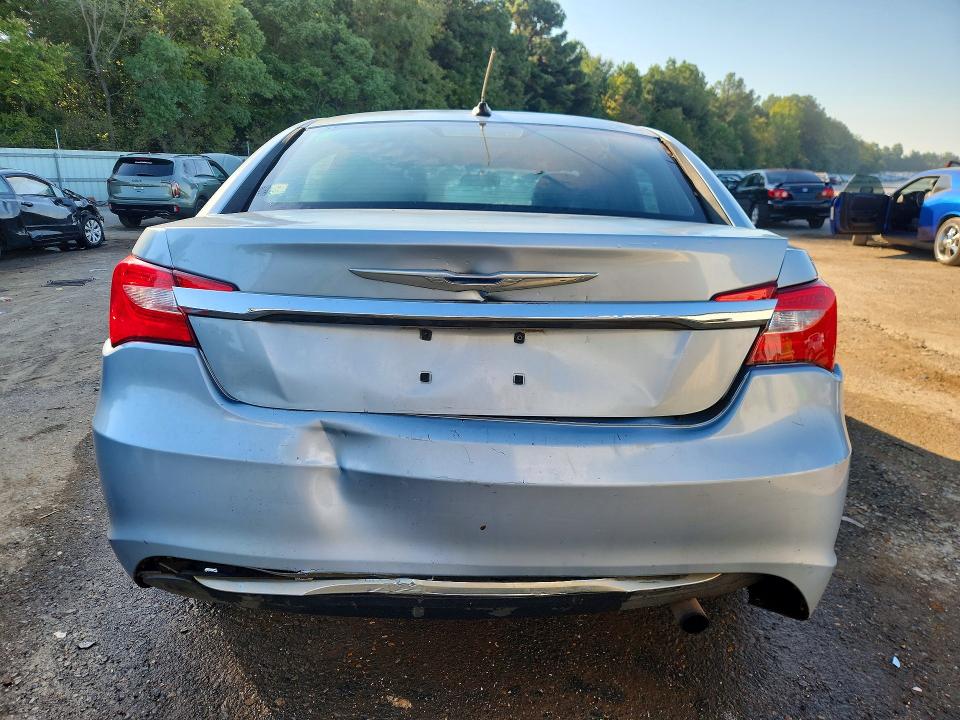 2013 Chrysler 200 მანქანა იყიდება აუქციონზე, vin: 1C3CCBBB6DN701637, აუქციონის ნომერი: 69204046