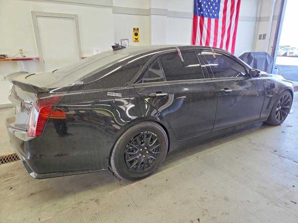 2017 Cadillac Cts-v მანქანა იყიდება აუქციონზე, vin: 1G6A15S67H0173190, აუქციონის ნომერი: 68394946