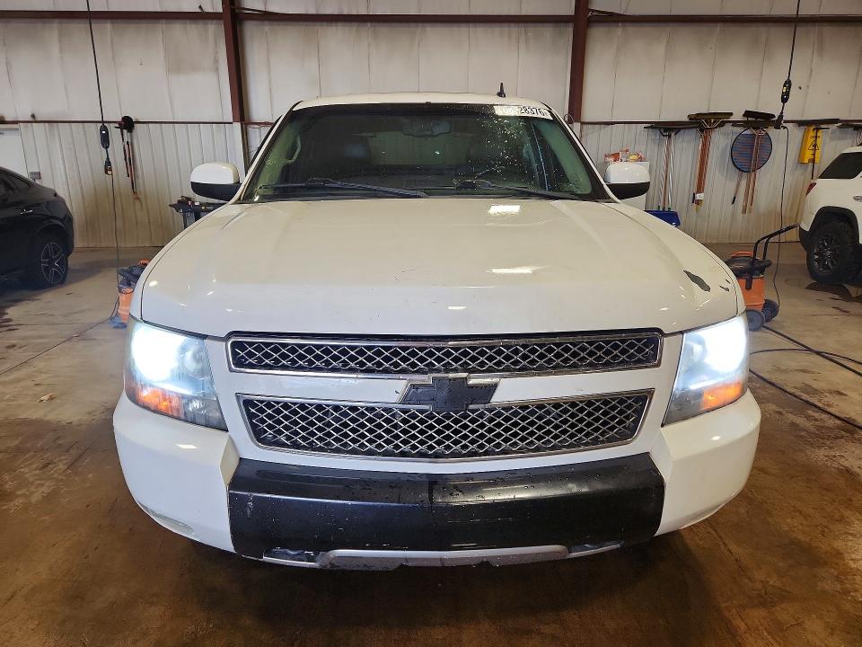 Auction sale of the 2010 Chevrolet Avalanche, vin: 3GNVKFE01AG225544, lot number: 68028376