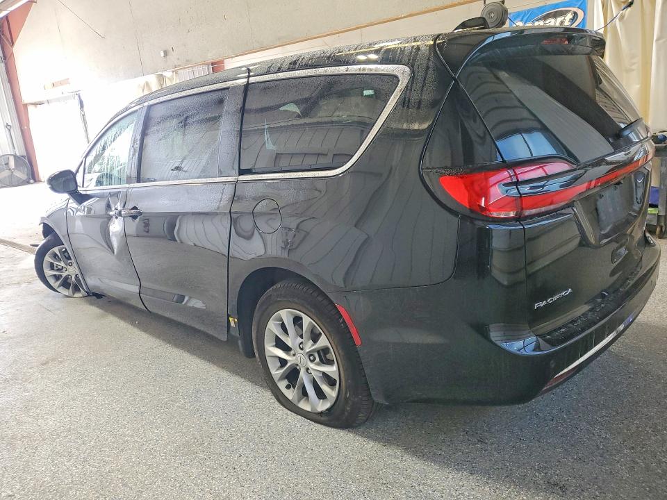 Продажа на аукционе авто 2026 Chrysler Pacifica, vin: 2C4RC1GG5TR200180, номер лота: 71205636