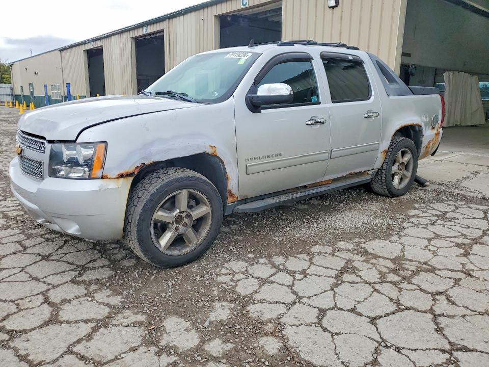 Auction sale of the 2012 Chevrolet Avalanche, vin: 3GNTKEE72CG190367, lot number: 70125236