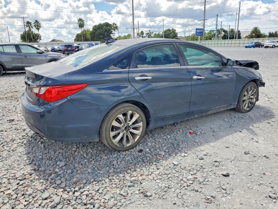 2011 Hyundai Sonata მანქანა იყიდება აუქციონზე, vin: 5NPEC4AC6BH179907, აუქციონის ნომერი: 69764526