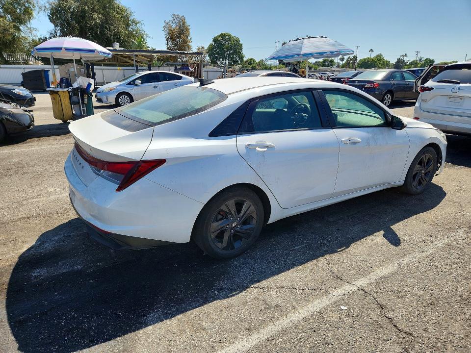 67148546 :رقم المزاد ، 5NPLM4AG3MH001575 vin ، 2021 Hyundai Elantra مزاد بيع