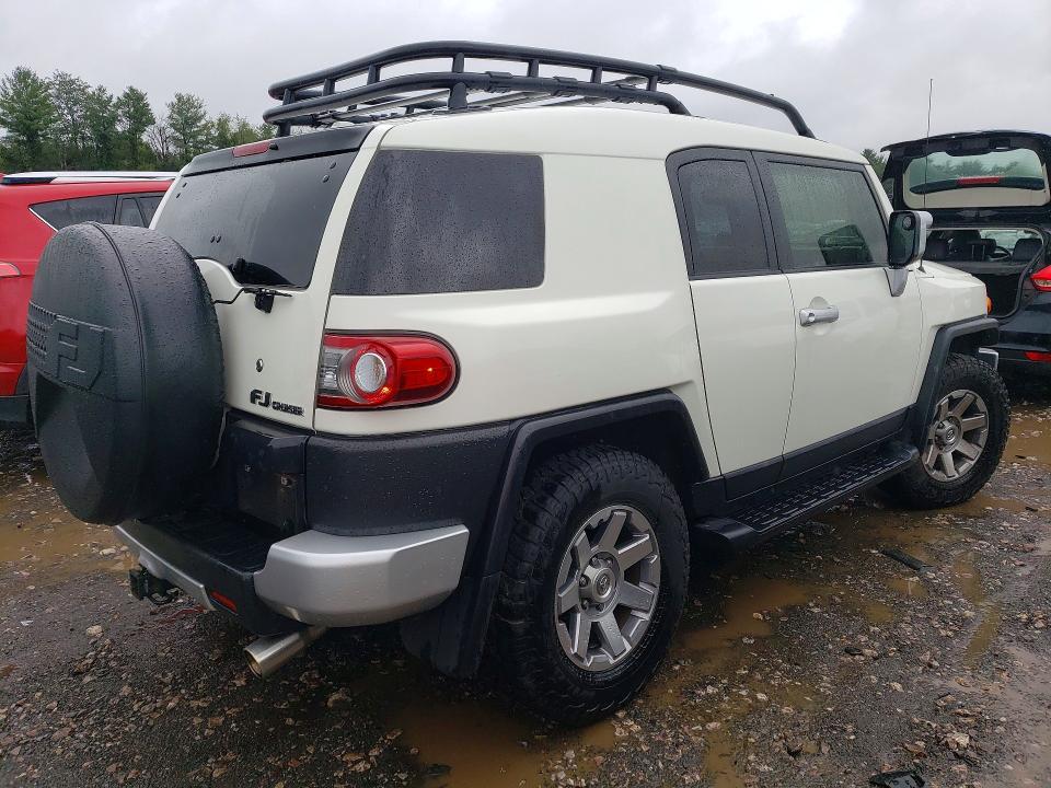 Продажа на аукционе авто 2014 Toyota Fj Cruiser, vin: JTEBU4BFXEK193304, номер лота: 69960536