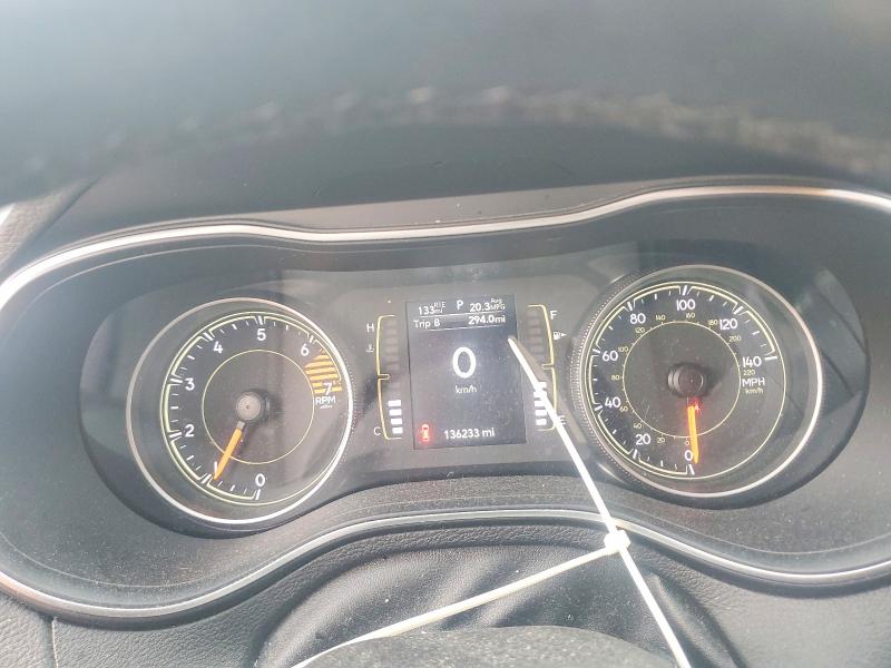 67881076 :رقم المزاد ، 1C4PJMLB0LD588706 vin ، 2020 Jeep Cherokee مزاد بيع