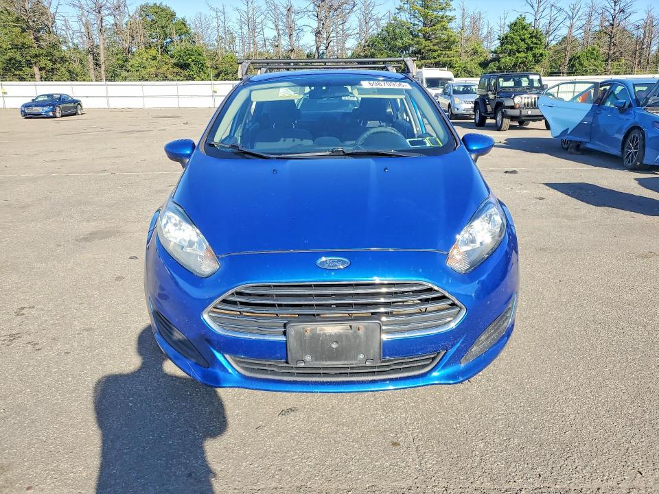 69870956 :رقم المزاد ، 3FADP4BJ4JM124111 vin ، 2018 Ford Fiesta مزاد بيع