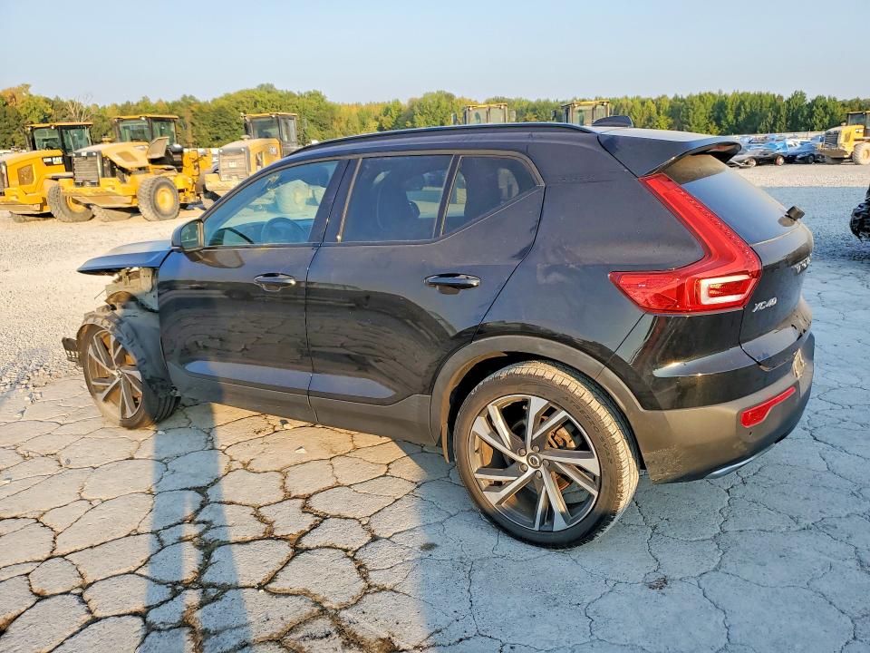 2020 Volvo Xc40 მანქანა იყიდება აუქციონზე, vin: YV4162UM4L2203832, აუქციონის ნომერი: 67269226