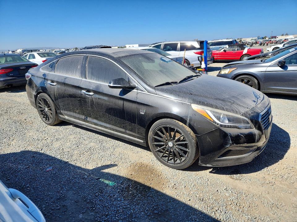 2016 Hyundai Sonata Hybrid მანქანა იყიდება აუქციონზე, vin: KMHE34L11GA033534, აუქციონის ნომერი: 67668536