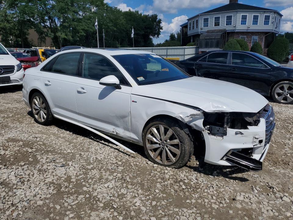67720926 :رقم المزاد ، WAUDNAF46JA046105 vin ، 2018 Audi A4 مزاد بيع