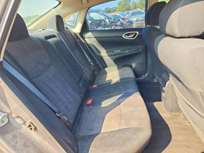 2015 Nissan Sentra მანქანა იყიდება აუქციონზე, vin: 3N1AB7AP7FY361147, აუქციონის ნომერი: 70183576