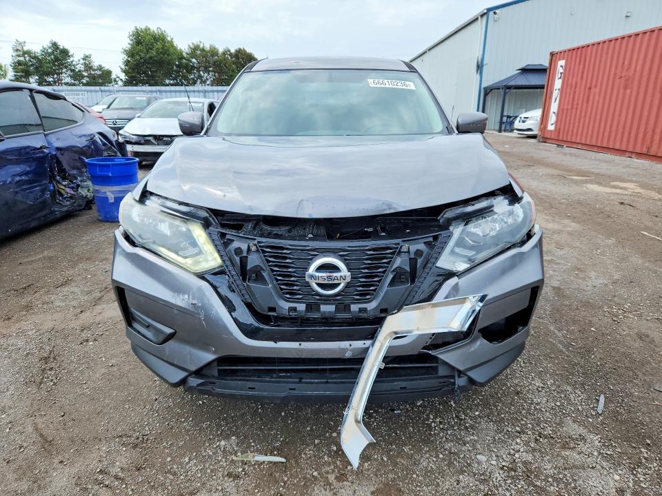 2017 Nissan Rogue მანქანა იყიდება აუქციონზე, vin: 5N1AT2MT9HC797043, აუქციონის ნომერი: 66610236