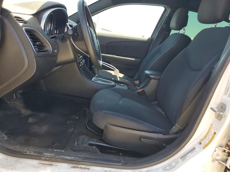 67528626 :رقم المزاد ، 1C3CCBAB9DN634811 vin ، 2013 Chrysler 200 مزاد بيع