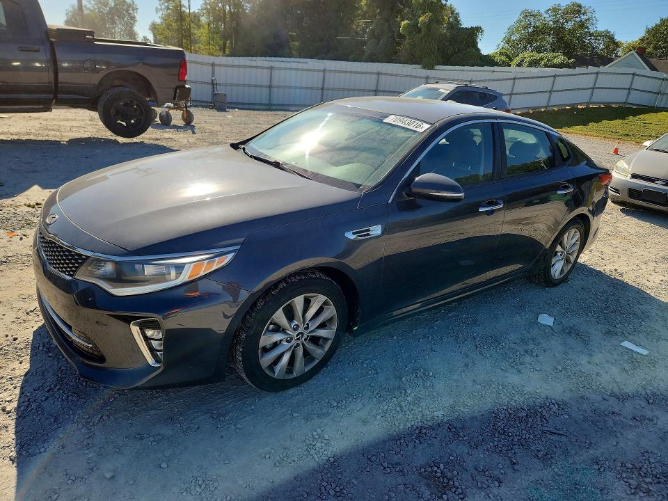 Aukcja sprzedaży 2018 Kia Optima, vin: 5XXGT4L33JG220736, numer aukcji: 70943016