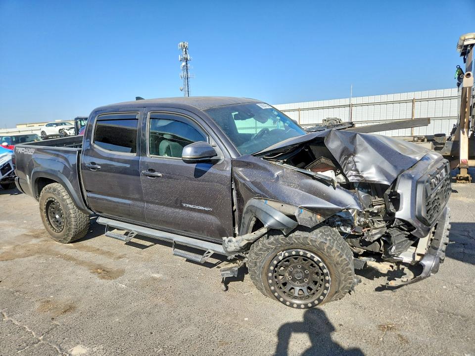 2018 Toyota Tacoma მანქანა იყიდება აუქციონზე, vin: 3TMCZ5AN7JM152432, აუქციონის ნომერი: 68624756