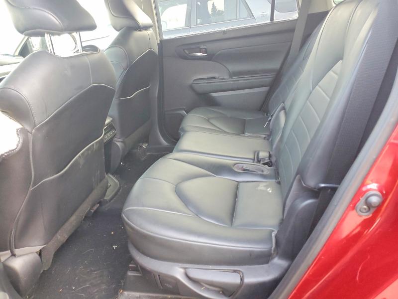 67029306 :رقم المزاد ، 5TDGZRBHXMS547257 vin ، 2021 Toyota Highlander مزاد بيع