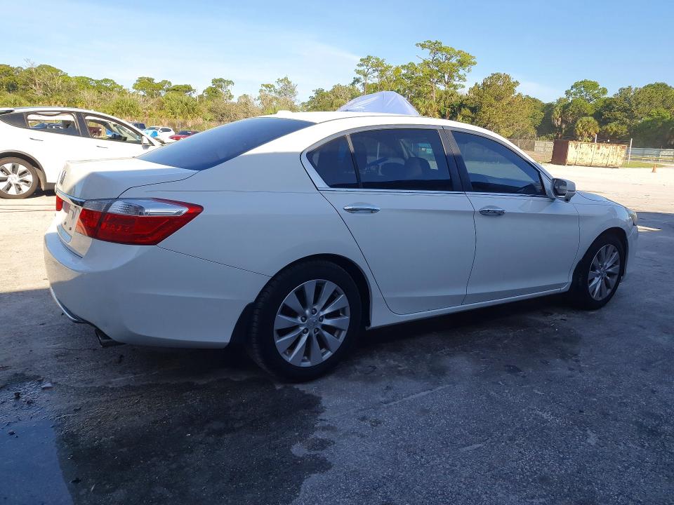 Продажа на аукционе авто 2014 Honda Accord, vin: 1HGCR2F8XEA224259, номер лота: 69108676