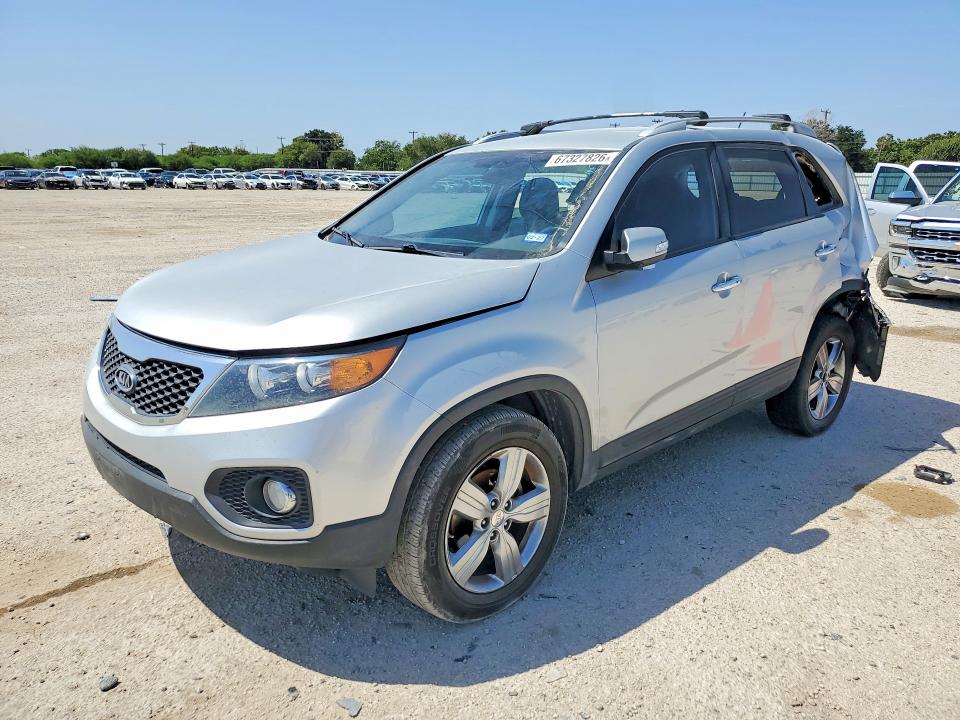 67327826 :رقم المزاد ، 5XYKU3A69DG327370 vin ، 2013 Kia Sorento مزاد بيع