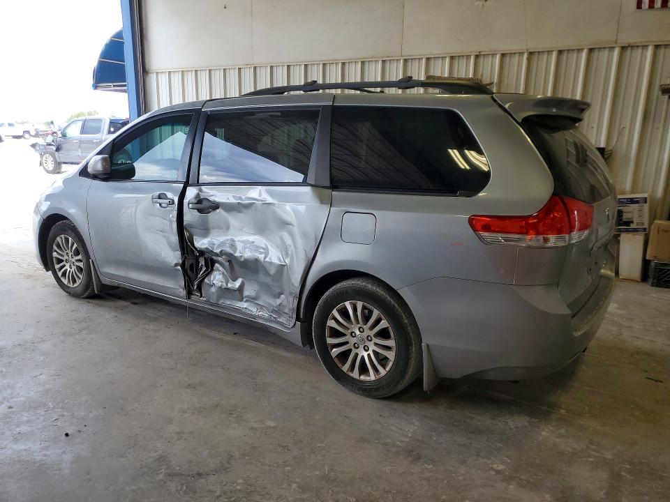 Aukcja sprzedaży 2014 Toyota Sienna, vin: 5TDYK3DC9ES429726, numer aukcji: 70560266
