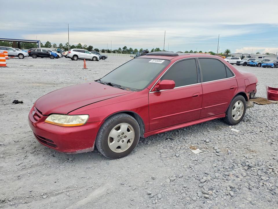 2001 Honda Accord მანქანა იყიდება აუქციონზე, vin: 1HGCG165X1A072094, აუქციონის ნომერი: 70745056