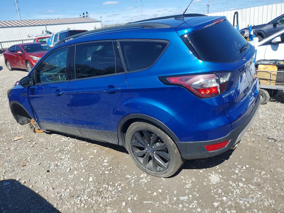 Продаж на аукціоні авто 2017 Ford Escape, vin: 1FMCU0GD6HUE92107, номер лоту: 68077646