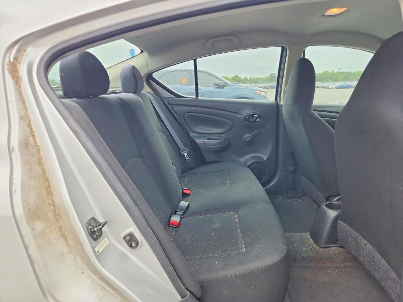 2015 Nissan Versa მანქანა იყიდება აუქციონზე, vin: 3N1CN7AP3FL817058, აუქციონის ნომერი: 69771096