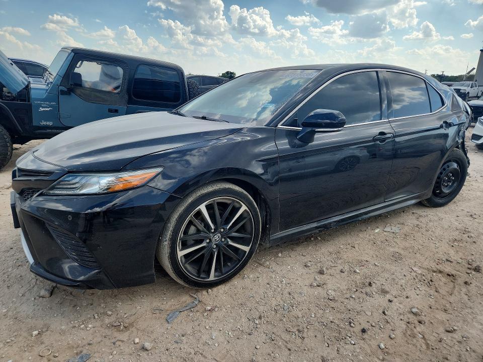 Aukcja sprzedaży 2018 Toyota Camry, vin: 4T1BZ1HK3JU002647, numer aukcji: 67315036