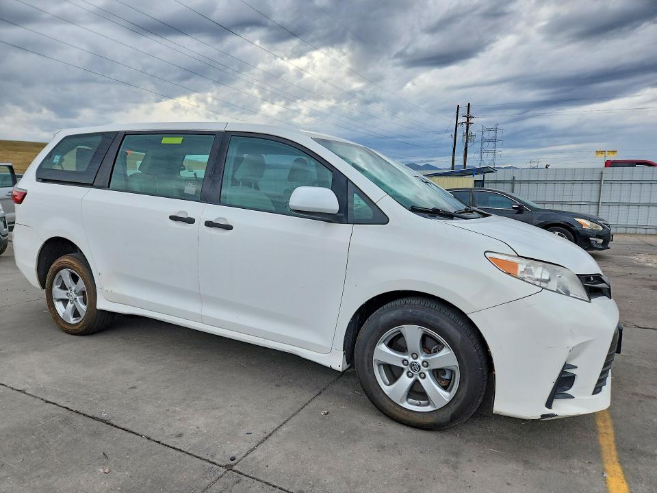 Aukcja sprzedaży 2018 Toyota Sienna, vin: 5TDZZ3DCXJS948696, numer aukcji: 69523066