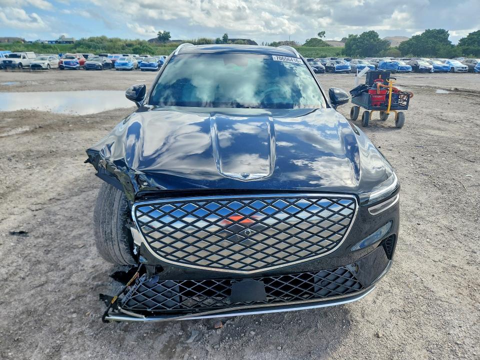 Продажа на аукционе авто 2023 Genesis Electrified Gv70, vin: 5NMMCET13PH000630, номер лота: 70656416