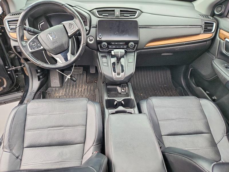 69007196 :رقم المزاد ، 7FARW1H81JE016057 vin ، 2018 Honda Cr-v مزاد بيع