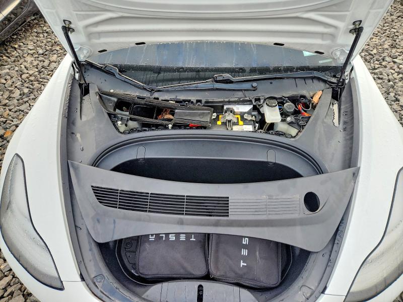 Продажа на аукционе авто 2018 Tesla Model 3, vin: 5YJ3E1EB8JF106570, номер лота: 67054766