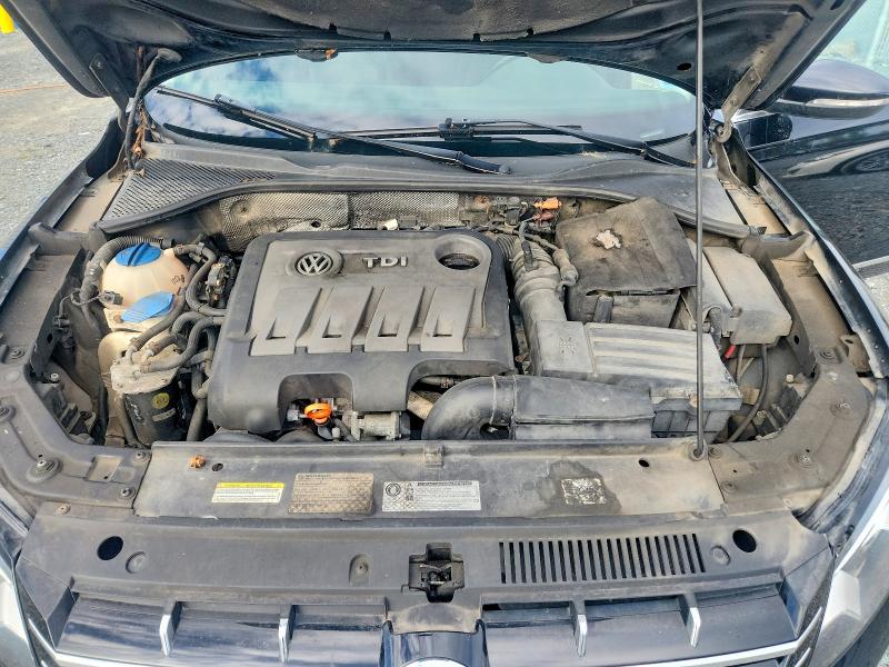 68782526 :رقم المزاد ، 1VWBN7A3XCC012720 vin ، 2012 Volkswagen Passat مزاد بيع