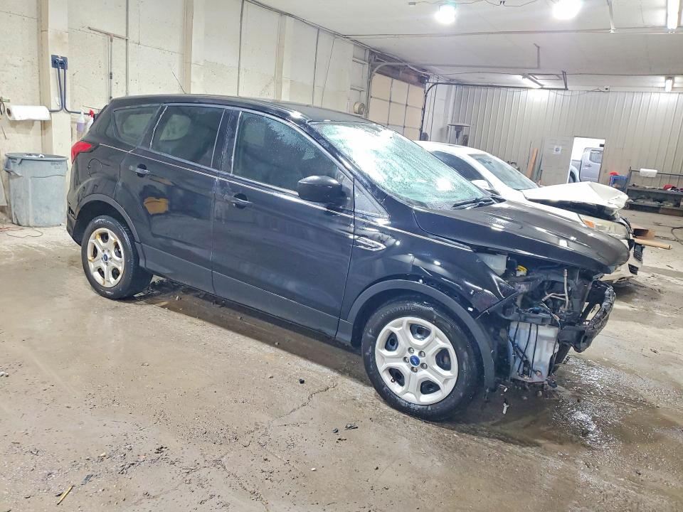 Продажа на аукционе авто 2019 Ford Escape, vin: 1FMCU0F73KUA18022, номер лота: 67203516