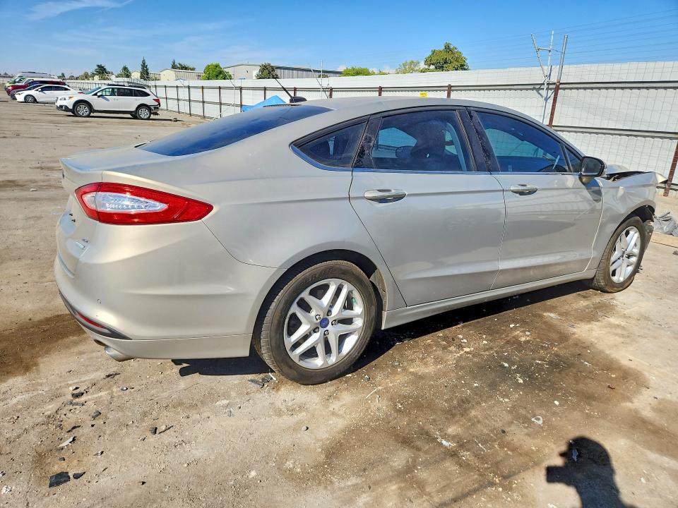 68443816 :رقم المزاد ، 3FA6P0HD4FR309434 vin ، 2015 Ford Fusion مزاد بيع