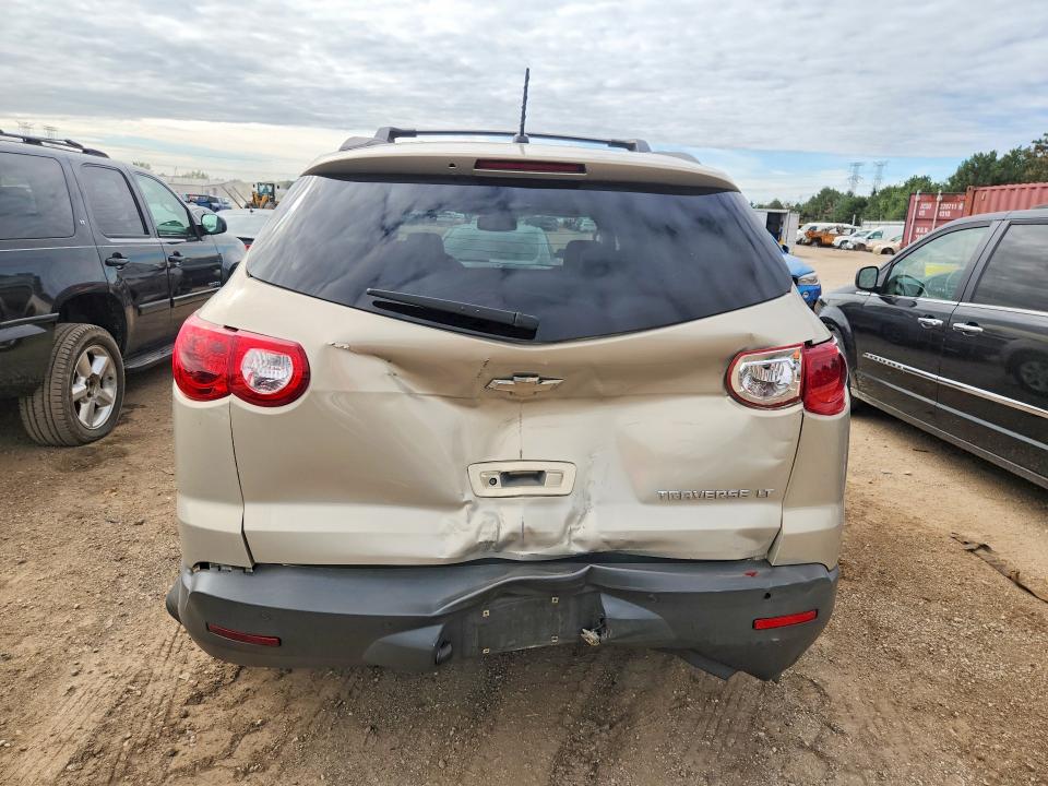 69898386 :رقم المزاد ، 1GNKRJED6BJ413982 vin ، 2011 Chevrolet Traverse مزاد بيع