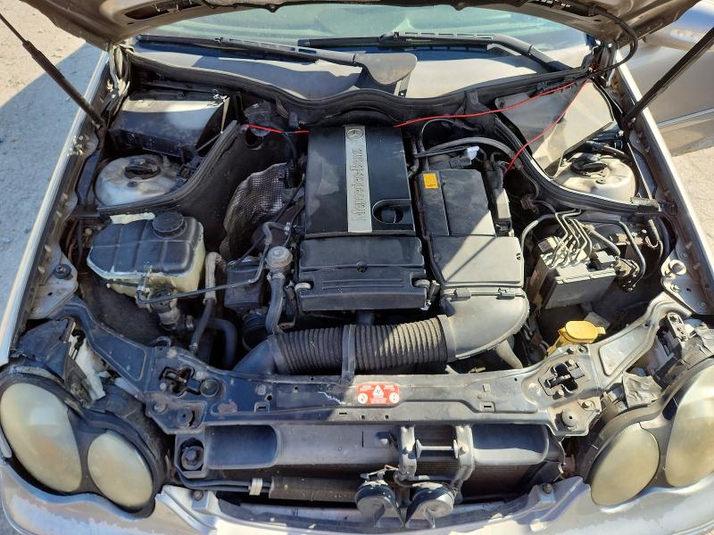 2004 Mercedes-benz C მანქანა იყიდება აუქციონზე, vin: WDBRF40J94F512198, აუქციონის ნომერი: 68030646