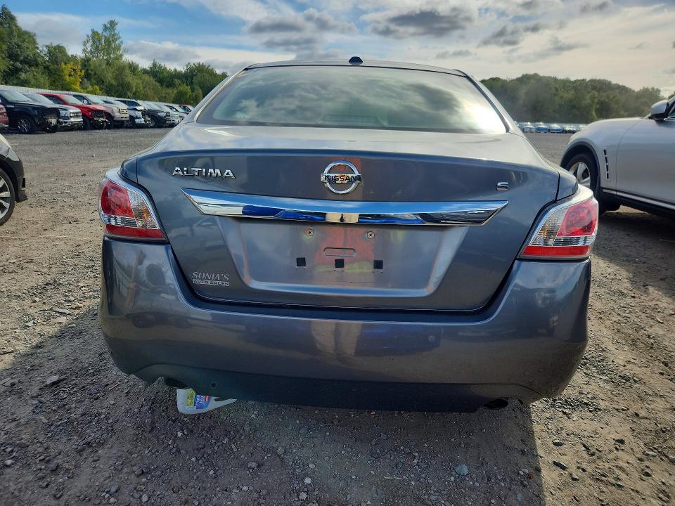 Продажа на аукционе авто 2015 Nissan Altima, vin: 1N4AL3AP2FN337716, номер лота: 70062336