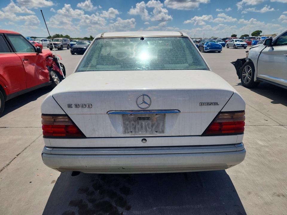 Aukcja sprzedaży 1995 Mercedes-benz E, vin: WDBEB31E0SC218841, numer aukcji: 68780866