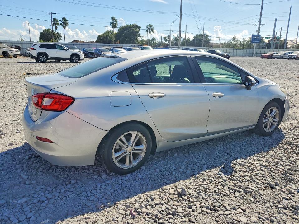 Продаж на аукціоні авто 2018 Chevrolet Cruze, vin: 1G1BE5SM4J7182312, номер лоту: 69719586