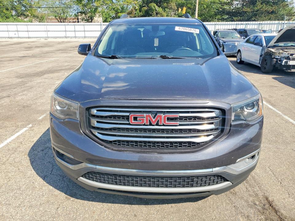 67065876 :رقم المزاد ، 1GKKNTLS6HZ241243 vin ، 2017 Gmc Acadia مزاد بيع