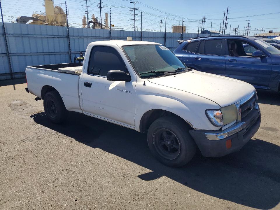 2000 Toyota Tacoma მანქანა იყიდება აუქციონზე, vin: 5TENL42N9YZ713357, აუქციონის ნომერი: 70682476