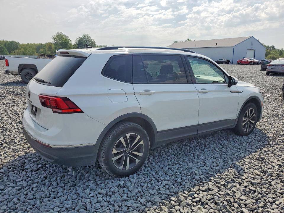 Продаж на аукціоні авто 2022 Volkswagen Tiguan, vin: 3VV1B7AX9NM159320, номер лоту: 64221596