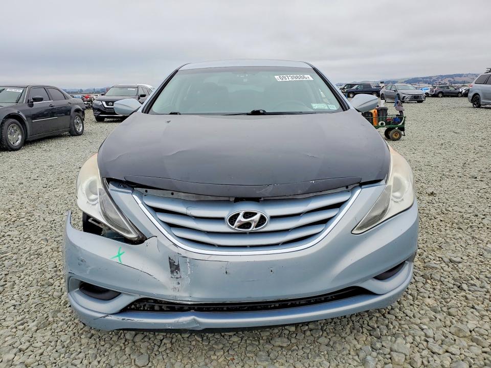 69739886 :رقم المزاد ، 5NPEB4AC3BH132983 vin ، 2011 Hyundai Sonata مزاد بيع