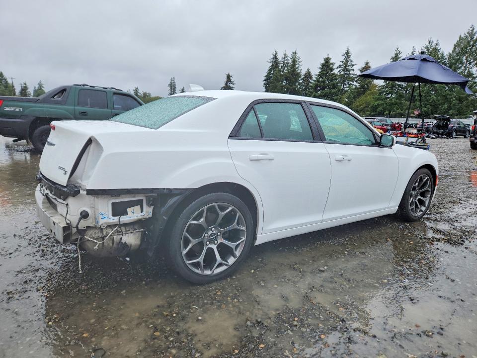 Продаж на аукціоні авто 2017 Chrysler 300, vin: 2C3CCABG6HH653464, номер лоту: 68564376