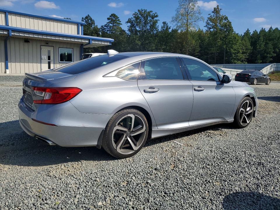 2018 Honda Accord მანქანა იყიდება აუქციონზე, vin: 1HGCV2E37JA047116, აუქციონის ნომერი: 68916076