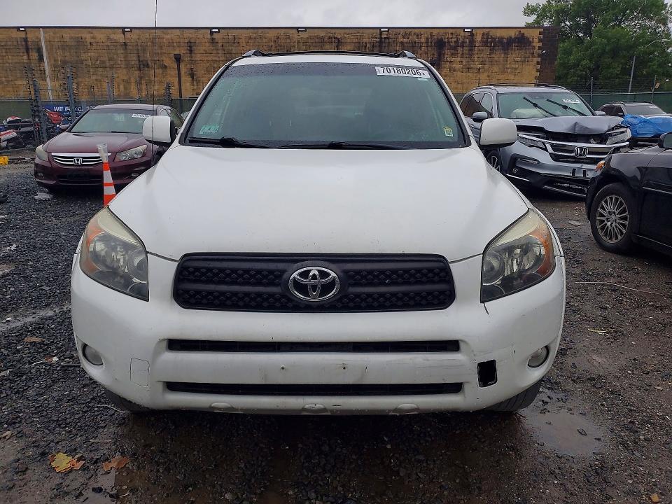 70180206 :رقم المزاد ، JTMBD32V166001817 vin ، 2006 Toyota Rav4 مزاد بيع