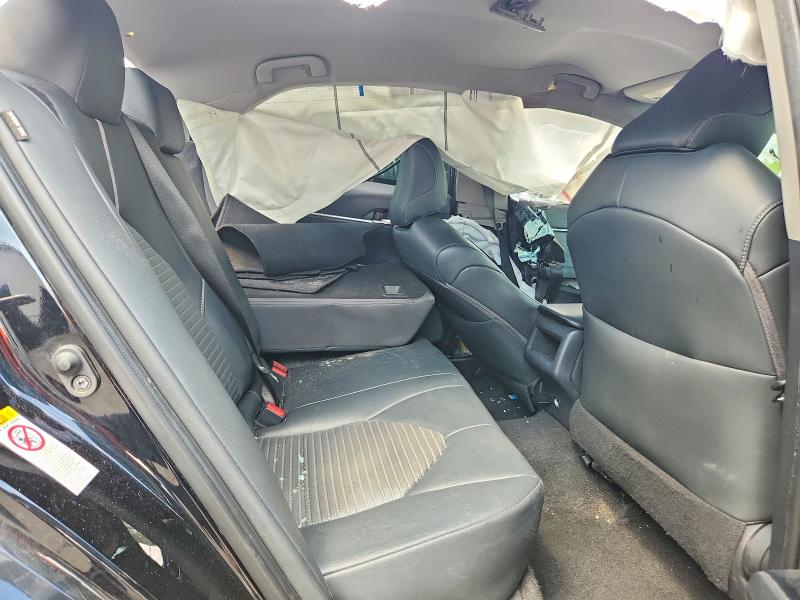 69438386 :رقم المزاد ، 4T1B11HK6KU188614 vin ، 2019 Toyota Camry مزاد بيع