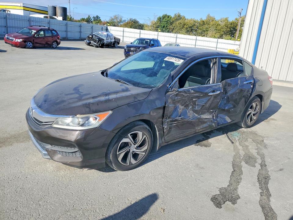 68917426 :رقم المزاد ، 1HGCR2F33GA010768 vin ، 2016 Honda Accord مزاد بيع