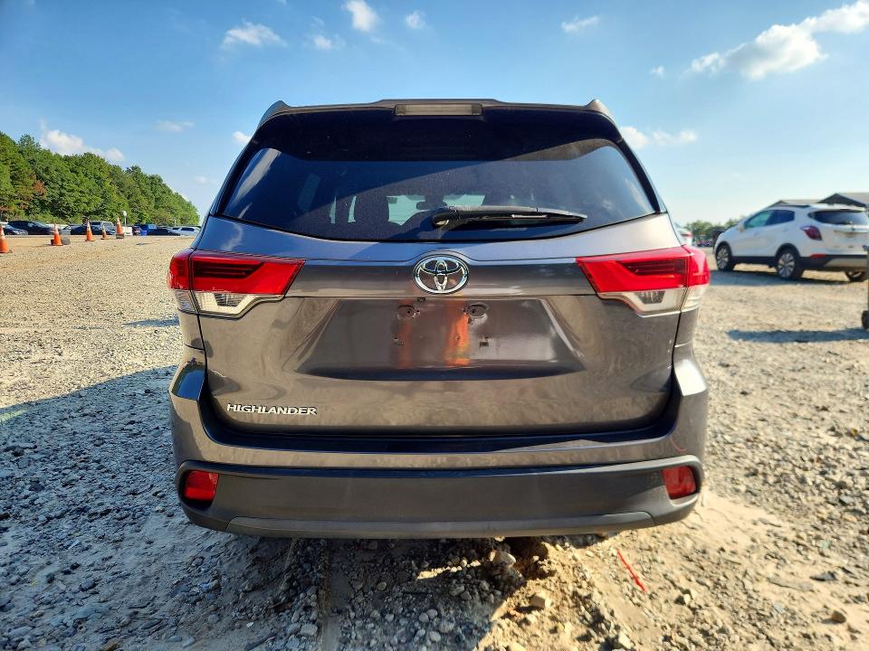 2017 Toyota Highlander მანქანა იყიდება აუქციონზე, vin: 5TDZARFH2HS030227, აუქციონის ნომერი: 69125866