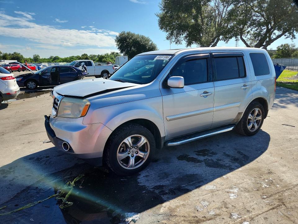 69691996 :رقم المزاد ، 5FNYF3H57CB019170 vin ، 2012 Honda Pilot مزاد بيع