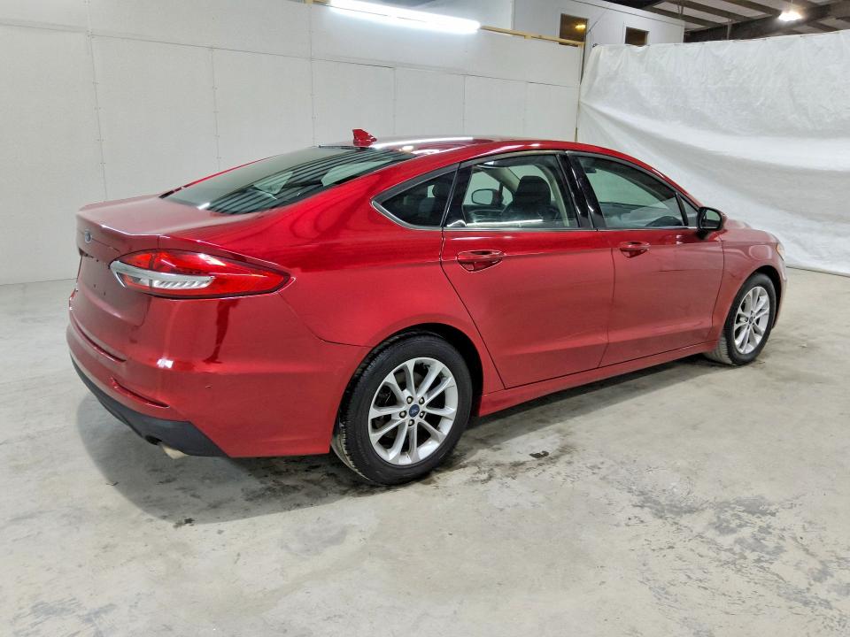 Продажа на аукционе авто 2020 Ford Fusion, vin: 3FA6P0HD6LR142635, номер лота: 67921656